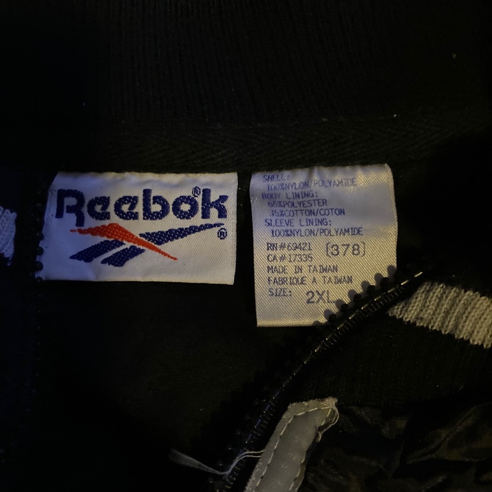 Windbreaker - Picture 3 of 4